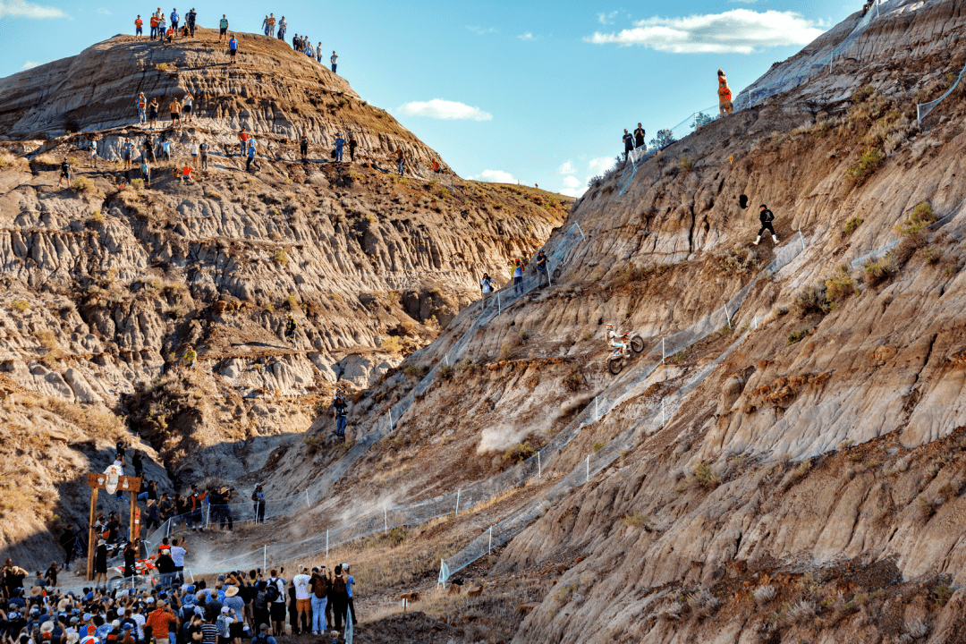 爱游戏体育-关于Ming连续十场比赛得分超过惊险取胜,塞尔维亚队挑战极限!的信息